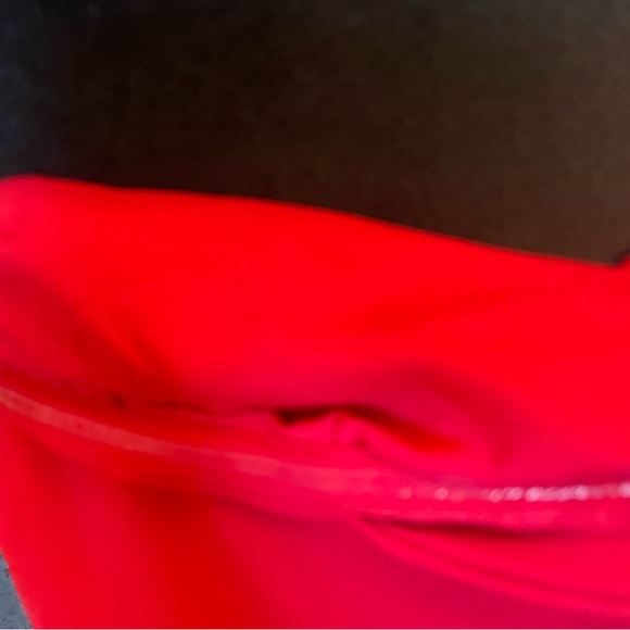 Red dress - Picture 4 of 4